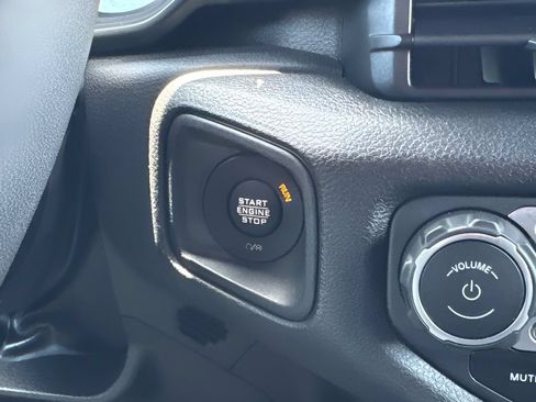 Used 2024 Jeep Wrangler Unlimited Sport AWD/4WD image 20