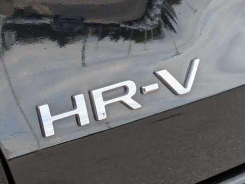 Certified 2024 Honda HR-V EX-L image 12
