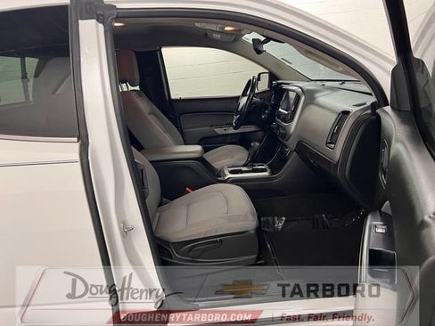 Used 2016 Chevrolet Colorado LT w/ LT Convenience Package RWD image 30