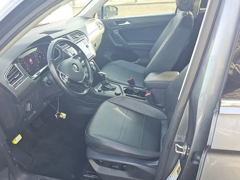 Used 2019 Volkswagen Tiguan SEL AWD/4WD image 5