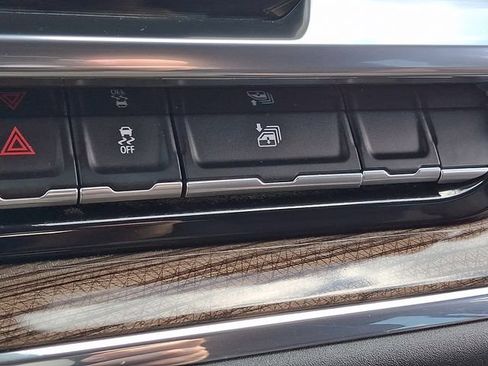 Certified 2023 Chevrolet Silverado 1500 LT AWD/4WD image 28