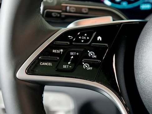 Certified 2026 Mercedes-Benz GLE 450 4MATIC image 19