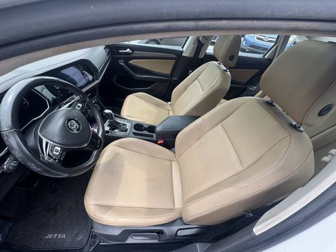 Used 2019 Volkswagen Jetta SEL FWD image 32