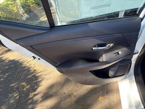 New 2025 Nissan Sentra SR image 30