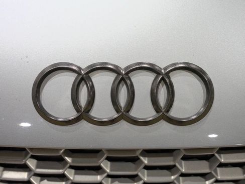 Used 2018 Audi R8 V10 w/ Carbon Exterior Package AWD/4WD image 35