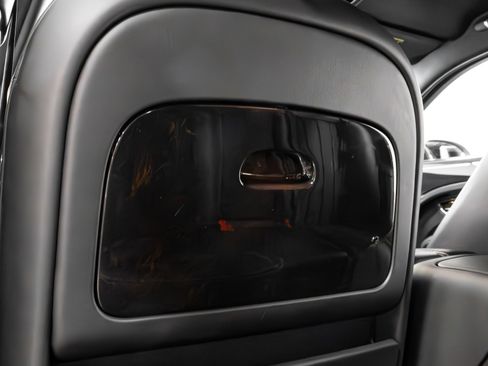 Used 2012 Bentley Mulsanne w/ Premiere Specification Pkg image 36