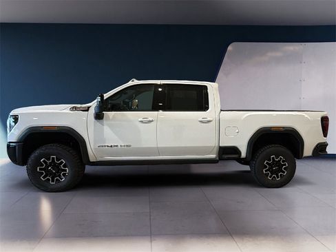 New 2026 GMC Sierra 2500 AT4X image 4