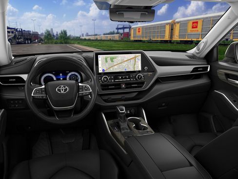 New 2026 Toyota Highlander Platinum image 19