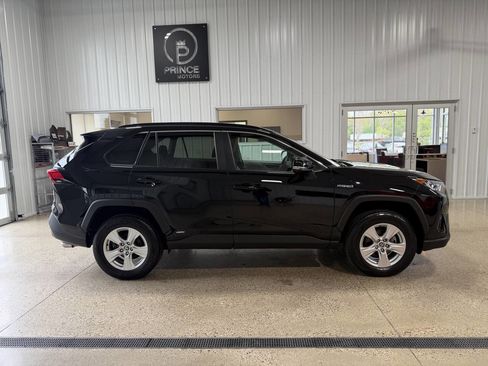 Used 2021 Toyota RAV4 XLE w/ Convenience Package AWD/4WD image 44