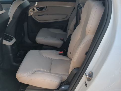 Certified 2026 Volvo XC90 T8 Ultra AWD/4WD image 18