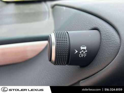 Used 2025 Lexus ES 350 w/ Premium Package FWD image 33