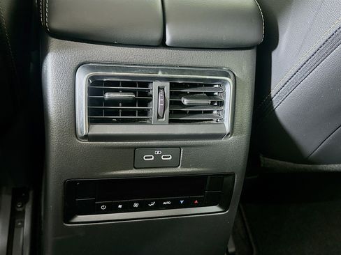 Used 2024 MAZDA CX-90 Plug-In Hybrid w/ Preferred AWD/4WD image 29