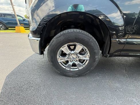 Used 2015 Ford F150 XLT w/ Equipment Group 301A Mid AWD/4WD image 10