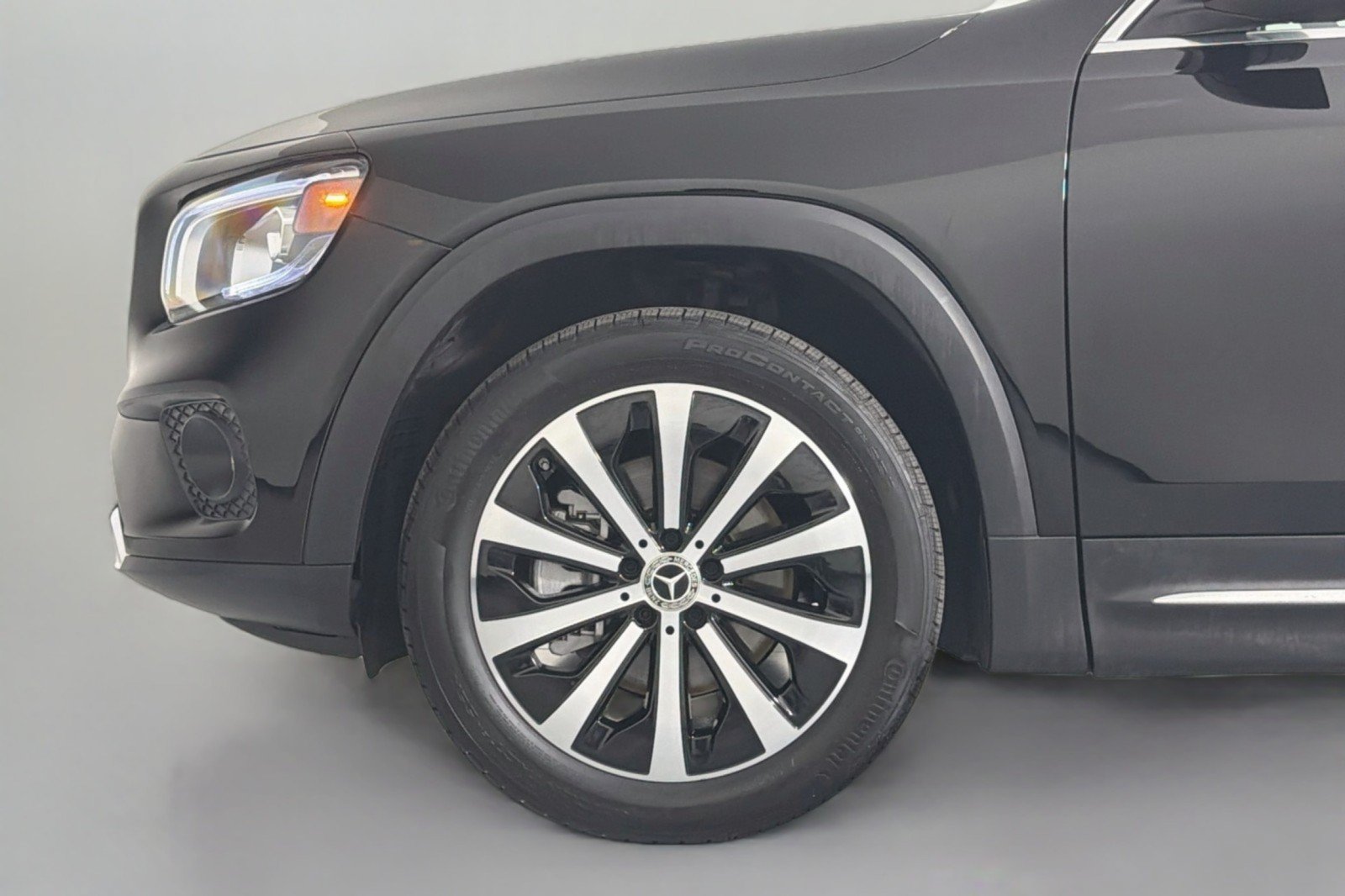 Used 2023 Mercedes-Benz GLB 250 image 10