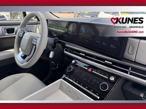 Used 2025 Hyundai Santa Fe SEL AWD/4WD image 40