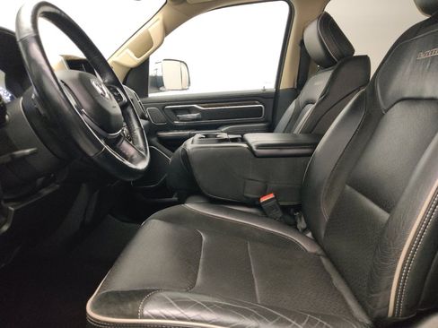 Used 2019 RAM 1500 Laramie image 17