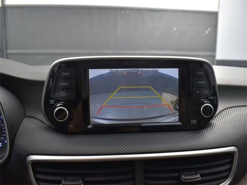 Used 2019 Hyundai Tucson SEL image 15
