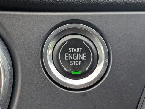 Used 2021 Chevrolet Blazer LT FWD image 31