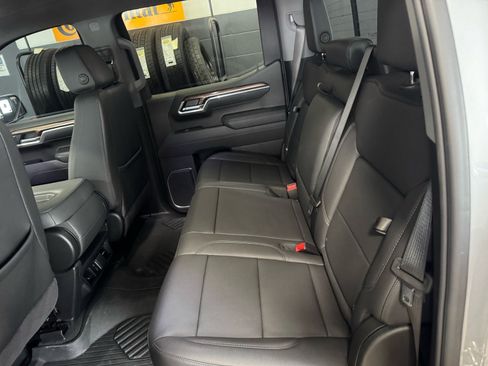 Used 2025 Chevrolet Silverado 1500 LT w/ All Star Edition Plus image 10