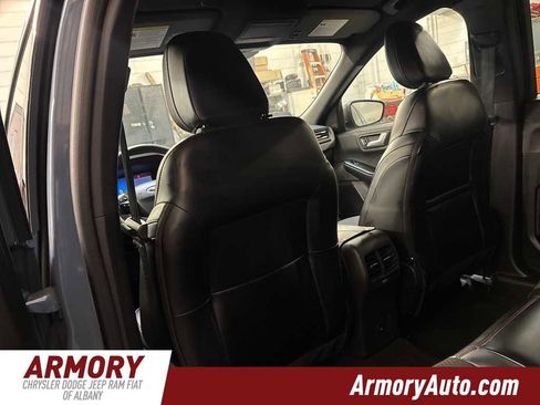 Used 2024 Ford Escape ST-Line image 24