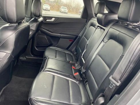 Used 2023 Ford Escape Platinum AWD/4WD image 18