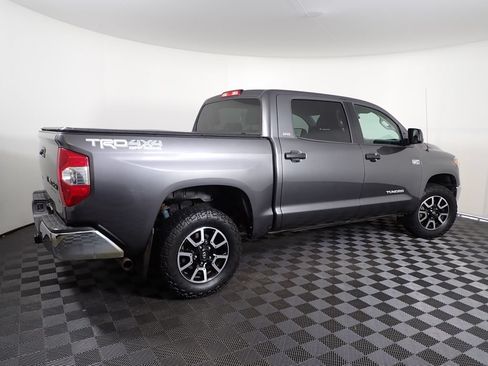 Used 2018 Toyota Tundra SR5 w/ TRD Off Road Package AWD/4WD image 18