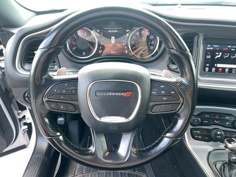 Used 2020 Dodge Challenger R/T RWD image 15