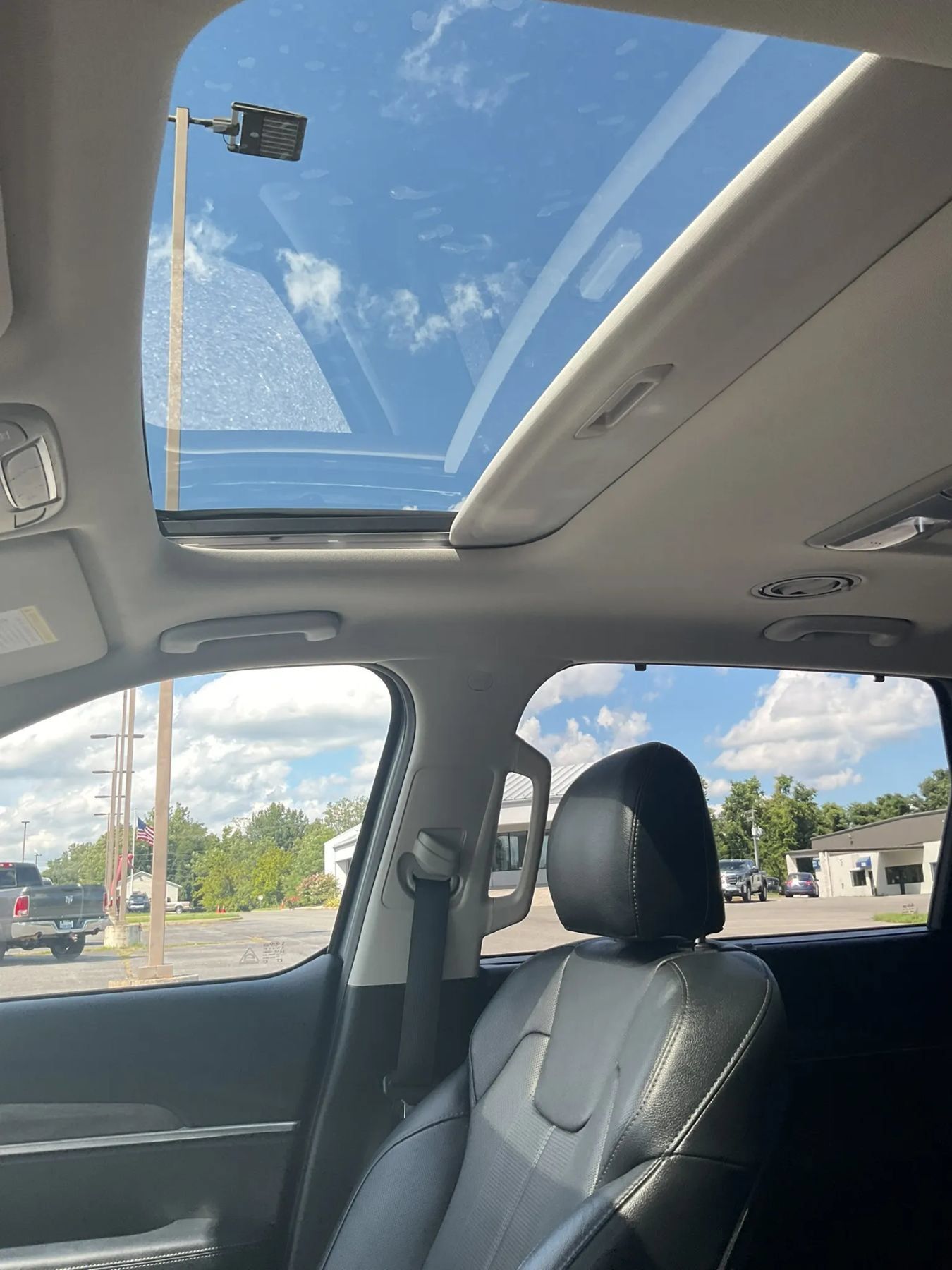 Used 2020 Kia Telluride EX w/ EX Premium Package AWD/4WD image 32