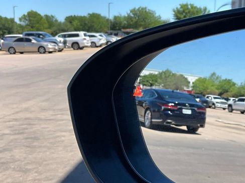 Used 2025 Nissan Rogue SV image 20