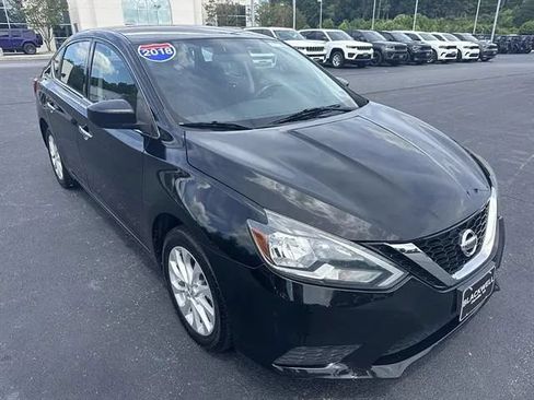 Used 2018 Nissan Sentra SV FWD image 1