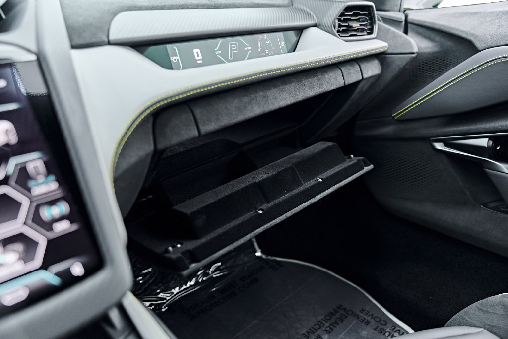 Used 2024 Lamborghini Revuelto AWD/4WD image 66