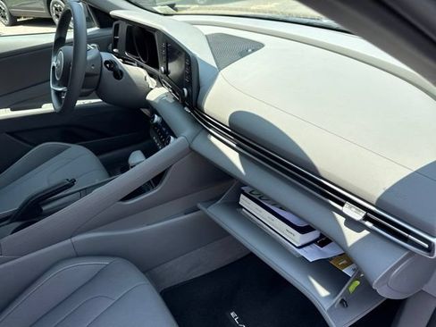 Used 2023 Hyundai Elantra SEL FWD image 24