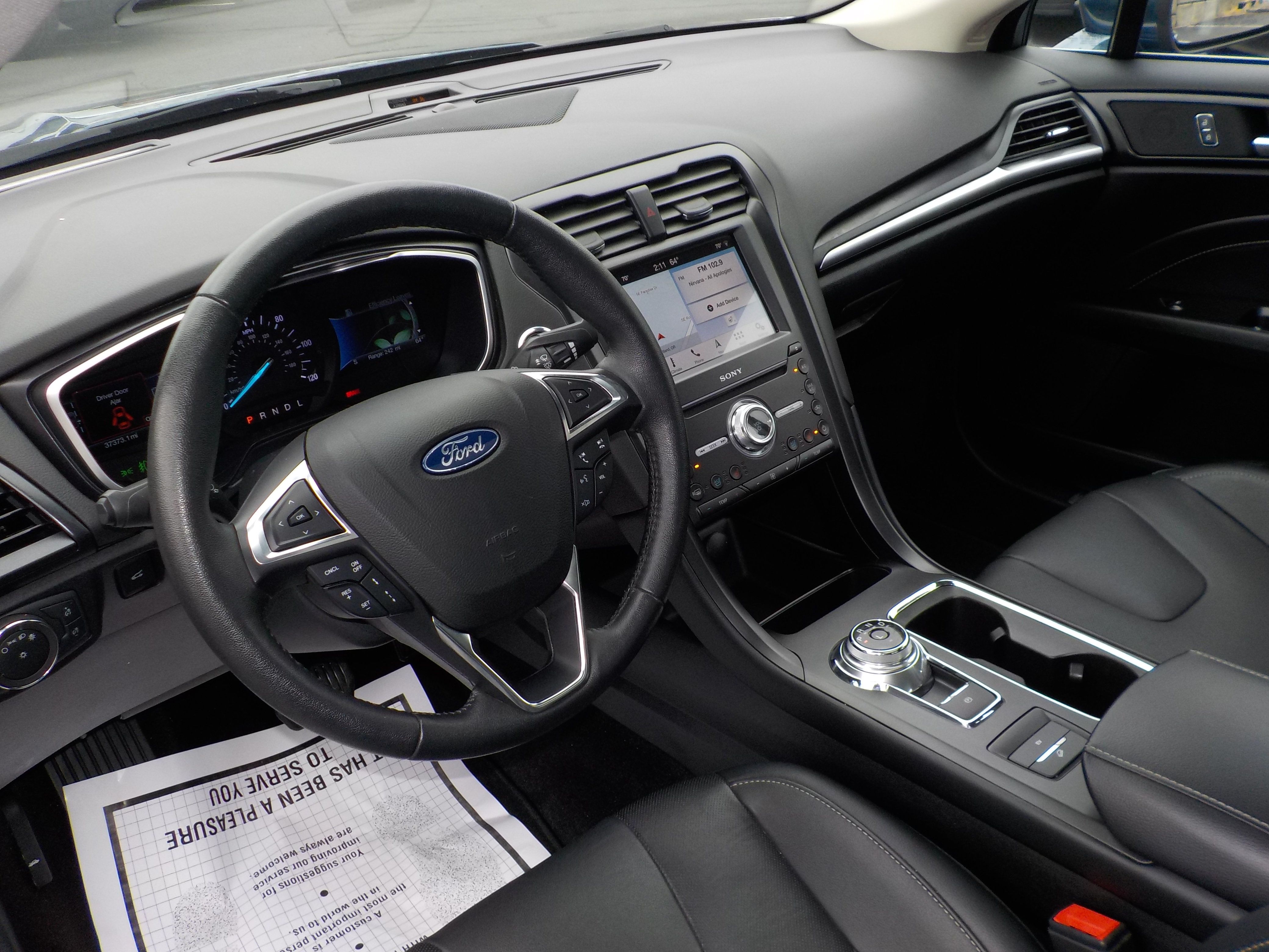 Used 2019 Ford Fusion Energi Titanium FWD image 13