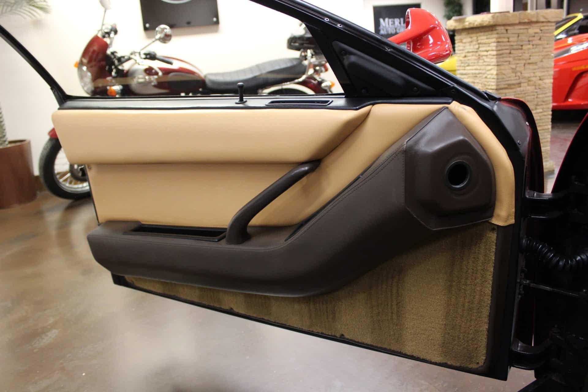 Used 1989 Ferrari Testarossa RWD image 25