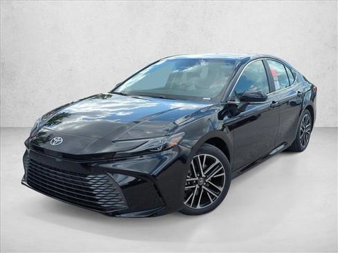 New 2026 Toyota Camry XLE FWD image 1