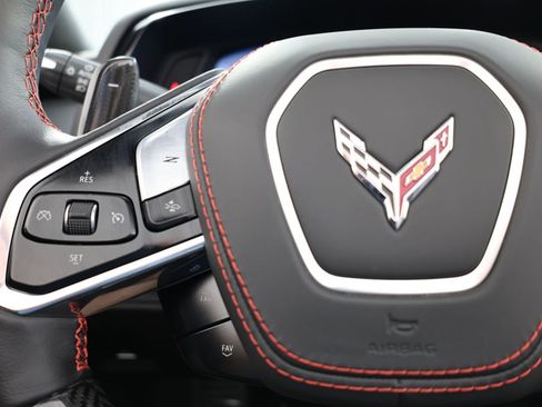 Used 2025 Chevrolet Corvette Z06 w/ Z07 Performance Package RWD image 28