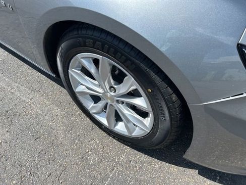 Used 2023 Chevrolet Malibu LT FWD image 21