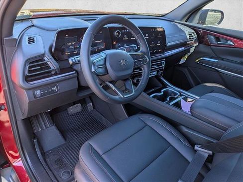 New 2026 Chevrolet Traverse Z71 w/ Driver Confidence Package image 3