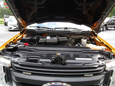 Used 2018 Ford F250 XL w/ Power Equipment Group RWD image 25