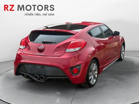 Used 2015 Hyundai Veloster Turbo FWD image 10