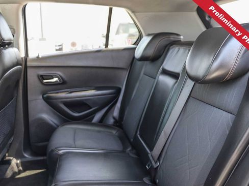 Used 2022 Chevrolet Trax LT w/ Driver Confidence Package AWD/4WD image 13