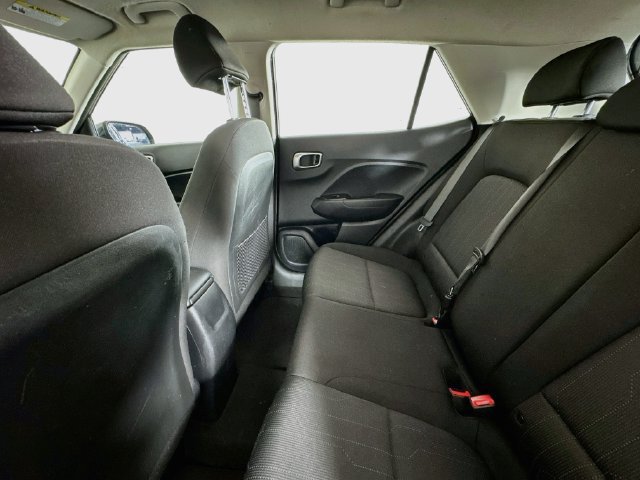 Used 2026 Hyundai Venue SE FWD image 21