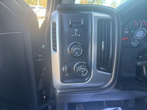 Used 2017 GMC Sierra 1500 SLE image 12