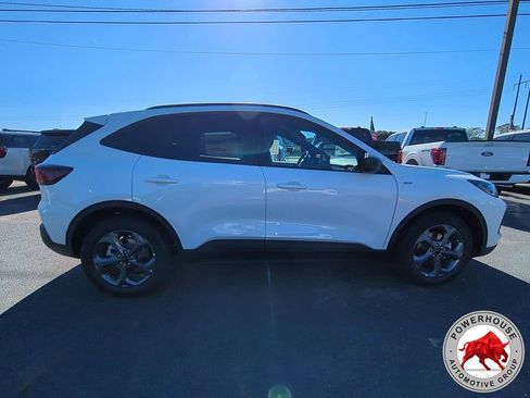 New 2026 Ford Escape ST-Line w/ Tech Pack #1 FWD image 3