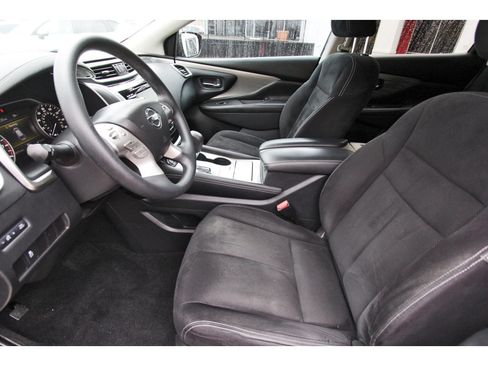 Used 2016 Nissan Murano S FWD image 9