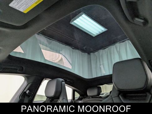 Used 2023 Audi e-tron GT Premium Plus image 16