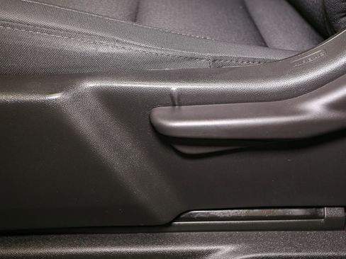 Used 2022 Chevrolet Silverado 1500 W/T image 37