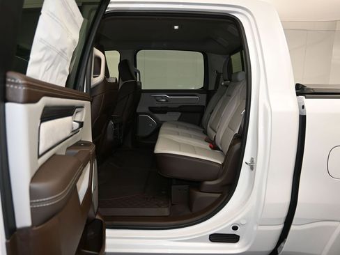 New 2026 RAM 1500 Laramie AWD/4WD image 23
