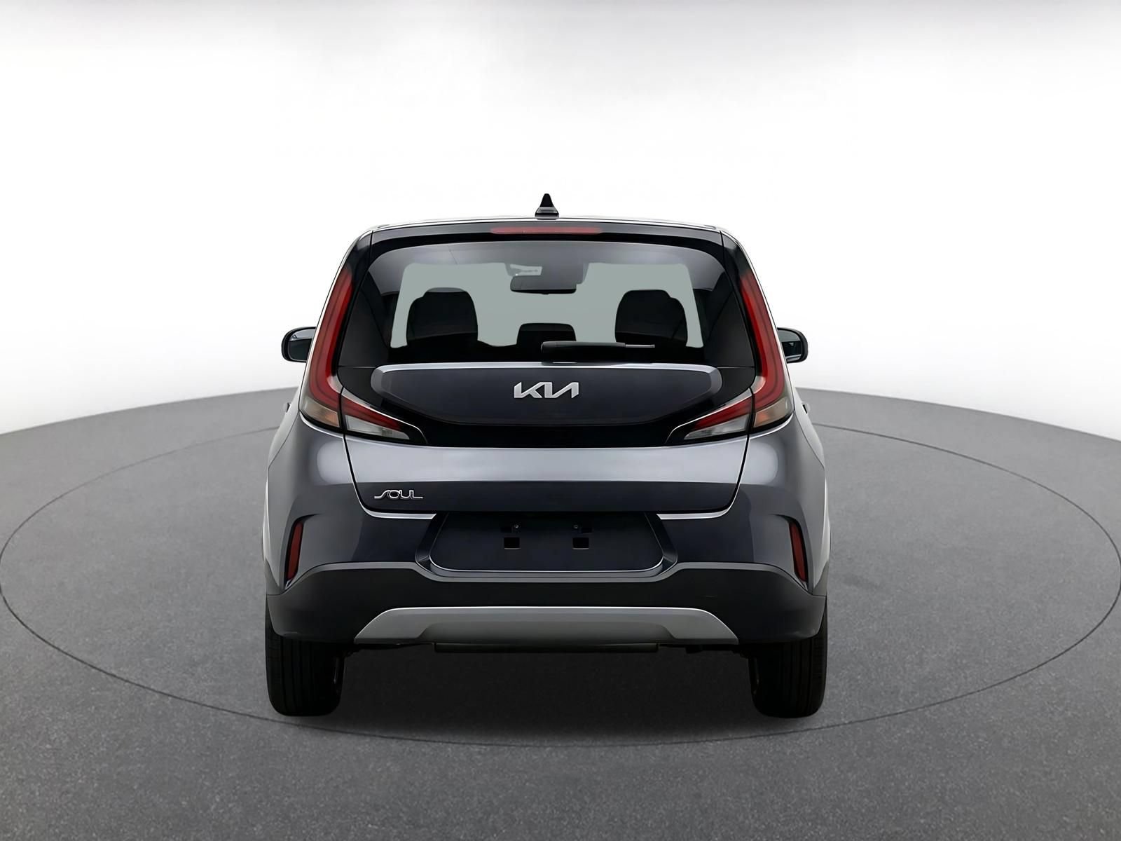 Used 2025 Kia Soul LX w/ LX Technology Package FWD image 7