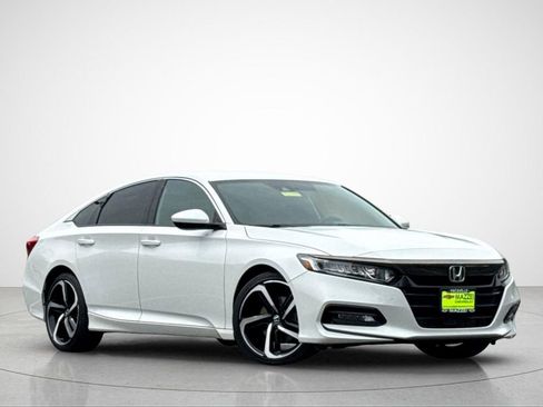 Used 2020 Honda Accord Sport image 2